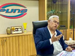 Tan sri noh omar made the decision to tender his resignation upon discussion with the honourable prime minister of malaysia. Sesi Temu Bual Khas Bersama Pengerusi Punb Yb Tan Sri Noh Omar Di Ibu Pejabat Punb