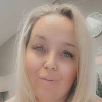 Crystal Sharpe's Instagram, Twitter & Facebook