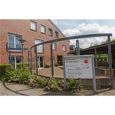 Wer sich entscheidet ein haus in steinfurt zu bauen, sollte sich über seine finanziellen mittel gedanken machen, denn eine baufinanzierung ist meist eine belastung über mehrere jahrzehnte. Eine Mitarbeiterin Im St Ida Haus Positiv Getestet Bewohner Ergebnisse Unverandert