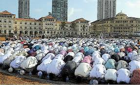Se os prescribió el ayuno al igual que a es por esto que a ramadán se lo llama el mes del corán, y por ello los musulmanes recitan el corán. Que Es Ramadan Significado Concepto Definicion