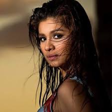 Kimmy Rodriguez's Instagram, Twitter & Facebook