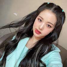 Thank you so much ️ ️ #alwayswithiiizone #하나가되는순간_모두가주목해 @official_izone. Jang Wonyoung Opens Her Own Personal Instagram Account Koreaboo