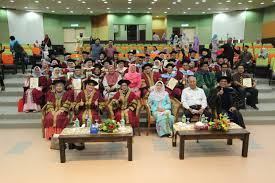 40 views · february 6, 2020. Majlis Penyampaian Hadiah Graduan Cemerlang Fakulti Pengajian Pendidikan 2019 Faculty Of Educational Studies