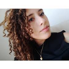 Isabella Tapia's Instagram, Twitter & Facebook