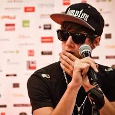 Chris Bieber (@ChristerBierber)