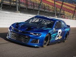 The national association for stock car auto racing, llc (nascar) is an american auto racing sanctioning and operating company that is best known for stock car racing. Chevrolet Camaro Zl1 Nascar Race Car 2018 Moteur De 650 Ch Nascar Race Cars Nascar Racing Chevrolet Camaro Zl1