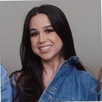 Mandy Grimes's Instagram, Twitter & Facebook