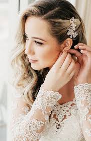 Nicole here is wearing an unkempt fishtail braid with texturized hair. 30 Chic Bridal Hairstyles For Your Special Day The Trend Spotter