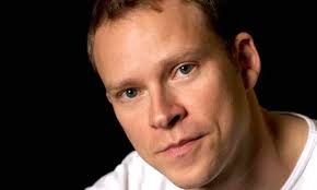 Simon drifted into acting via the cleveland playhouse, hoping that this would cure his natural propensity for shyness. Classify Robert Webb