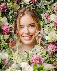 Melissa & Derrick's beautiful summer...