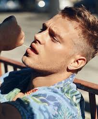 pin von l atelier gourmand auf matthew noszka blonde manner schone mannergesichter schone knaben