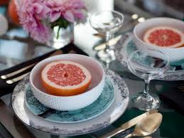 Putting together a brunch table setting doesn't have to be complicated and it doesn't have to cost an arm and a leg either. Set The Table For An Elegant Sunday Brunch Hgtv S Decorating Design Blog Hgtv