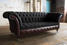 The channel tufted sofa features a lush padded seat and backrest upholstered in gorgeous performance velvet. Chesterfield Luxus Sofa In Barock Stil Textil Leder Couch Rokoko Bei Jv Moebel