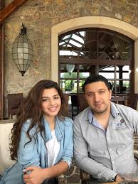 Je jednou z hlavních pražských vzdělávacích institucí pro výuku hudby, zpěvu a herectví. Diana Kalashova My Hero My Everything My Dad Happy Birthday Love You So Much Facebook