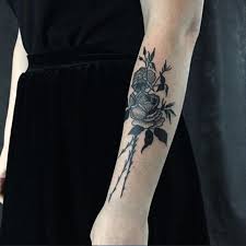 Flowers are one of the most beautiful things created by god and usually treated as a symbol of femininity. Black Rose Bouquet Tattoo Tattoogrid Net