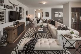 Highland Homes Fairhall Model Home In Dallas Fort Worth Texas Gateway Parks 60s Community Livingroom Home Home Living Room New Home Builders