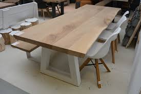 Eikenhout Boomstamtafel Met Witte Stalen Trapeze Poten Rustieke En Stoere Uitstraling Op Maat Ge Table Salle A Manger Salle A Manger Bois Salle A Manger Ikea
