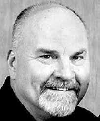 Max Ende's Instagram, Twitter & Facebook