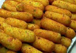 Uno dei fritti napoletani per eccellenza. Crocche Di Patate Napoletano La Ricetta Piu Gustosa Di Sempre