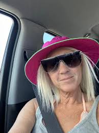 Hi ladies. I'm in WPB, but have a driver's license, and a fast car😎. Steve