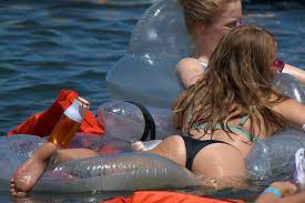 5 ways to deal with caregiver stress 21 ways to live longer Family Creepshot Tumblr