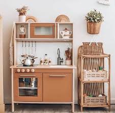 C'est l'un des souhaits les plus couramment formulés quand on parle décoration intérieure. Ikea Hack 5 Idees Pour Customiser Vos Meubles Ikea Lili In Wonderland