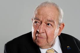 El Mundial de Italia 90 y la visita del papa Juan Pablo II fueron las  coberturas periodísticas que marcaron a don Javier Rojas