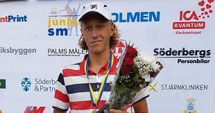 His son leo borg played a young björn borg in the film borg vs. In His Father S Footsteps Leo Bjorn Borg S Teenage Son Wins Swedish U 16 Championship