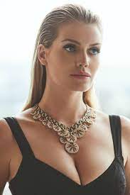 Friends of lady kitty spencer, 29, have been posting from villa aldobrandini in frascati about wedding. Lady Kitty Spencer Princess Spencer Ii Lady Kitty Spencer Pictures Lady Kitty Spencer Kitty Spencer Lady Eliza Spencer