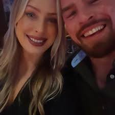 If you had never been born I wouldn't have met you, and in meeting you had  made life so much better. Happy birthday Julie.🫶🎁🎈🎊🎂 We are going to  have an amazing birthday