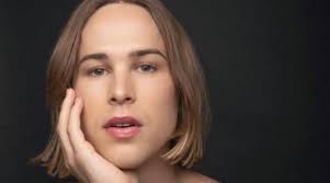 Jul 22, 2021 · tommy dorfman is reintroducing herself as a trans woman. 2xe7kf 1hheium