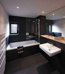 Badezimmer schwarz grau schiefer holz minimalistische badezimmer. 25 Schwarzes Bad Ideen Badezimmer Badezimmer Schwarz Moderne Badezimmerideen