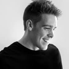 Katie Isaac (@KatieMazzolo)