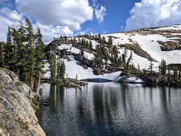 Lake Profile: Lake Lois, Desolation Wilderness