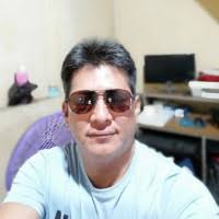 50+ perfiles de «César Escudero»