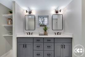 Grey bathroom with black hardware. Bathroom Big Bathroom Big Family Bathroom Family Bathroom Bathroom Remodel Double Vanity Water Close Big Bathrooms Bathrooms Remodel Grey Bathroom Vanity