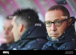 Bertrand thomas hi-res stock photography and images