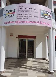Optez pour un bureau au style design et pratique, en bois ou industriel. Mayotte Bureau Chers Clients Notre Nouveau Magasin De Facebook