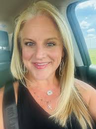 Silver necklace with lifetime guarantee