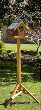 I've compared design, features, build quality and cost to give you my top recommendations. Bird Tables Tom Chambers