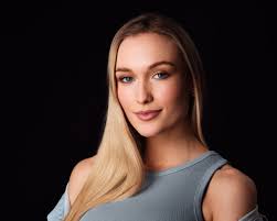 Portraits/Expressions Contest Entry by Jakub Strumiłło