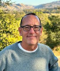 Ted Romo's Instagram, Twitter & Facebook