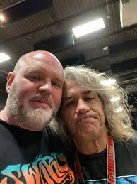 What do y'all think about Tremonti's new album "The End Will Show Us How"?  TRASH or PASS? 🤔