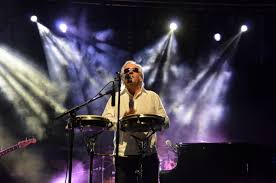 Meilleurs moments d'émotions du football français. Que Pouvait On Esperer De Mieux Que Gilbert Montagne Pour La 1ere Du Tytt Pyrenees Orientales Torreilles Le Petit Journal