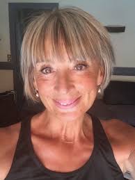 Blond Cendré Frange Top Modèles Balayage Cheveux Les Plus Tendance