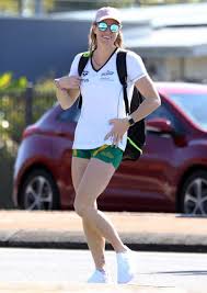 Her father john seebohm played more than 300 games of australian rules football for glenelg in the south australian national football league. Who Is Emily Seebohm Dating Emily Seebohm Boyfriend Husband