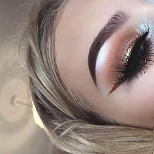Jul 02, 2021 · her recent look is quite interesting and will leave your jaws dropped. Golden Eyeliner Makeup Look Christmas Makeup Idea Min Ecemella