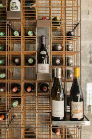 Creation D Une Cave Bar A Vin A Nancy Par Le Collectif Lili Et Rami Architectures Journal Du Design Wijnrek Huis Interieur Kelder