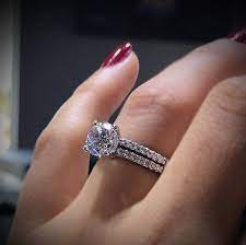 Tacori Engagement Rings The Details Raymond Lee Jewelers Engagement Wedding Ring Sets Moissanite Engagement Ring Solitaire Fairytale Engagement Rings