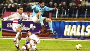 قرر طارق يحيى رئيس قطاعات الكرة بنادي الزمالك تغريم لاعبي فريق الزمالك مواليد 2003 الفائز ببطولة الجمهورية واللذين ظهرا في صورة مسيئة عقب الاحتفالات. Ø§Ø®Ø¨Ø§Ø± Ù†Ø§Ø¯ÙŠ Ø§Ù„Ø²Ù…Ø§Ù„Ùƒ Ù…ÙˆÙ‚Ù Ù…Ø­Ø±Ø¬ Ù„Ù†Ø¬ÙˆÙ… Ù†Ø§Ø¯ÙŠ Ø§Ù„Ø²Ù…Ø§Ù„Ùƒ Ø¨Ø³Ø¨Ø¨ Ø§Ù„ÙƒÙŠÙ†Ø¬ Ø³Ø¨ÙˆØ±Øª 360